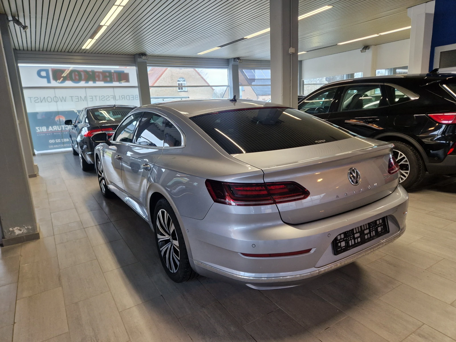 VW Arteon, снимка 2 - Автомобили и джипове - 54304054