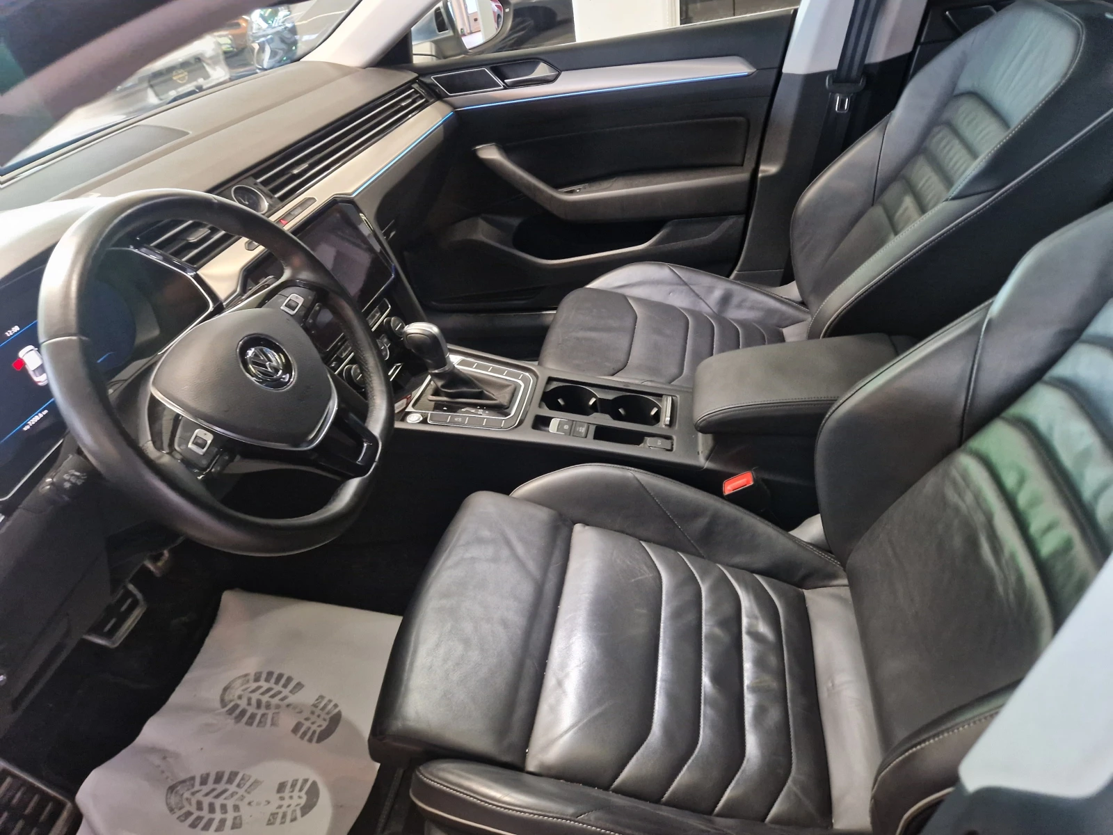 VW Arteon, снимка 5 - Автомобили и джипове - 54304054