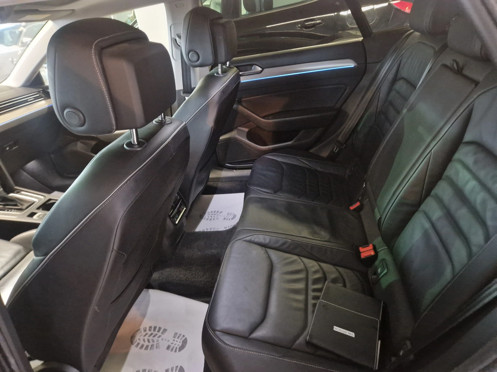 VW Arteon, снимка 4 - Автомобили и джипове - 54304054