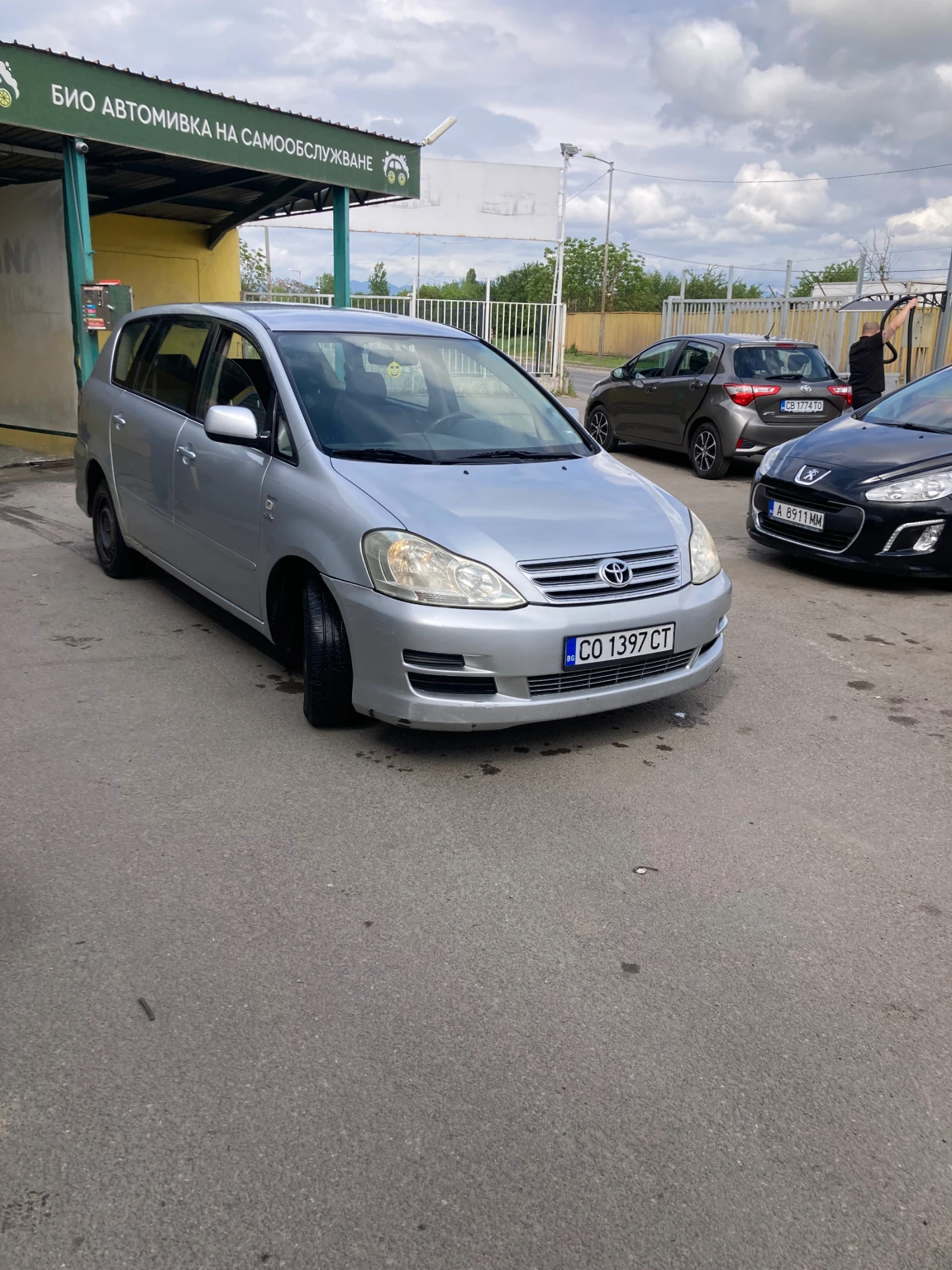 Toyota Avensis verso, снимка 3 - Автомобили и джипове - 54869587