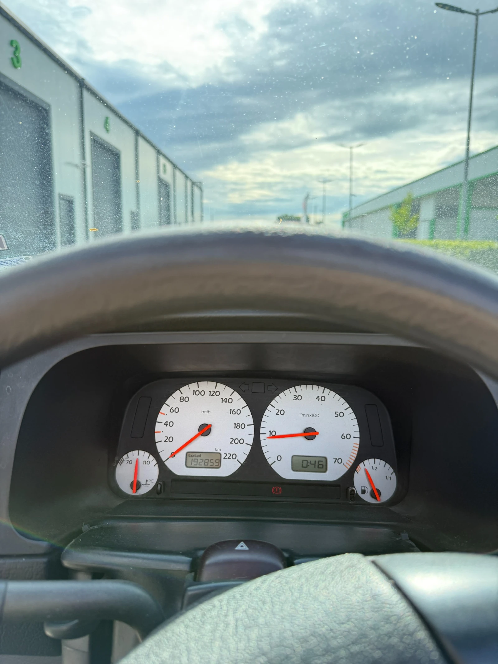 VW Golf Golf Cabrio 1.6, снимка 9 - Автомобили и джипове - 55142073
