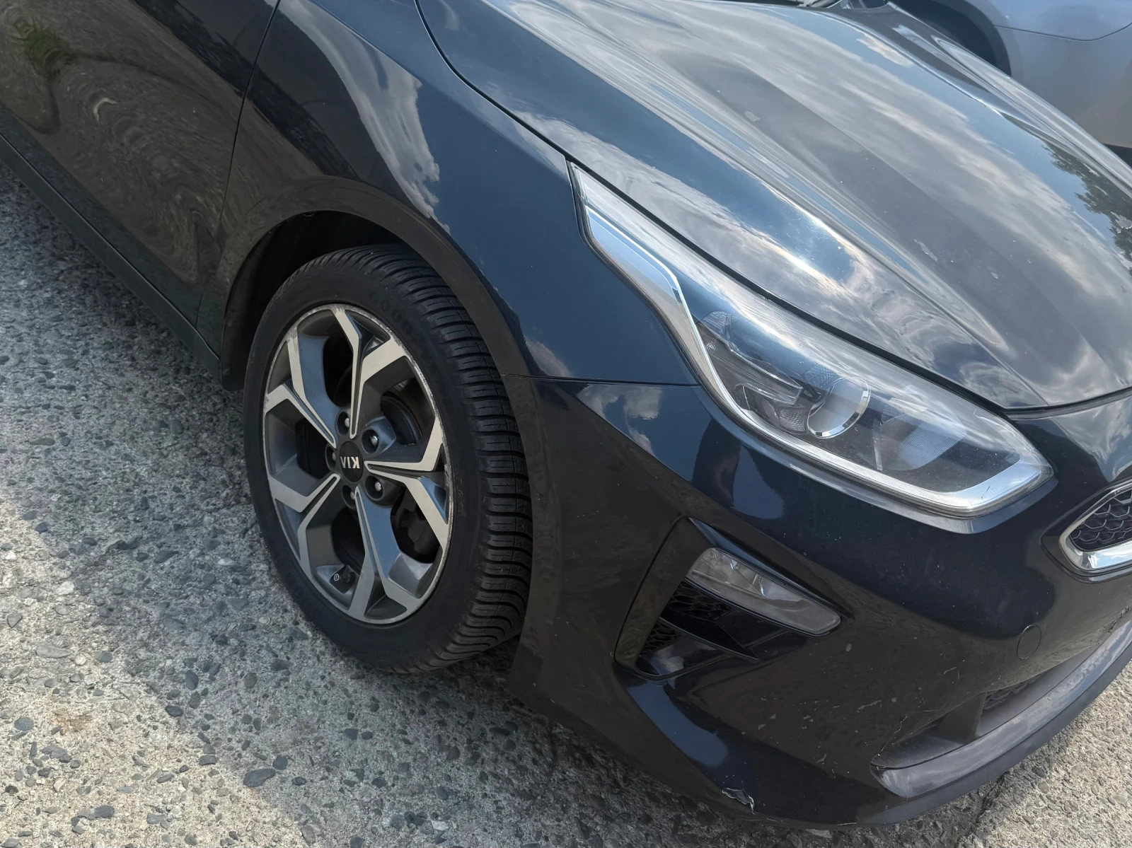 Kia Ceed 1.6 d, снимка 2 - Автомобили и джипове - 55310353