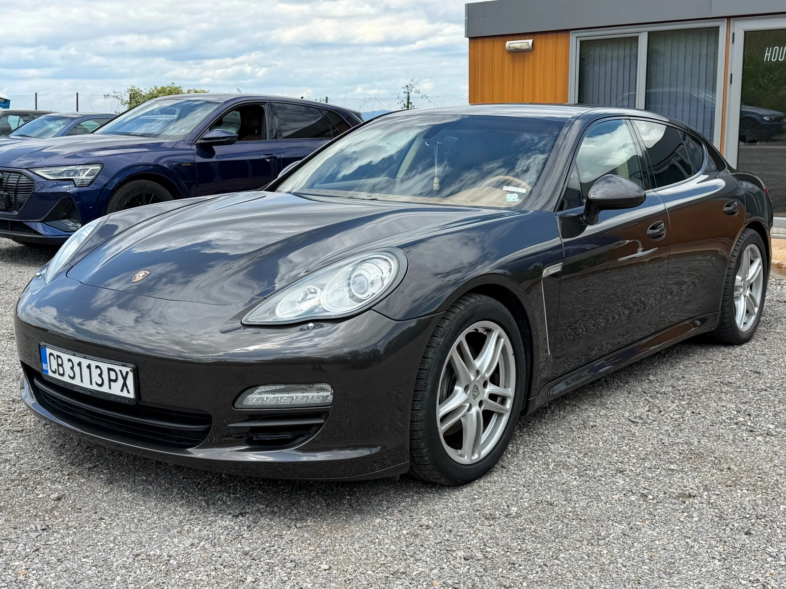 Porsche Panamera 3.0 дизел / 250 к.с. / Подгрев / BOSE, снимка 3 - Автомобили и джипове - 55402947