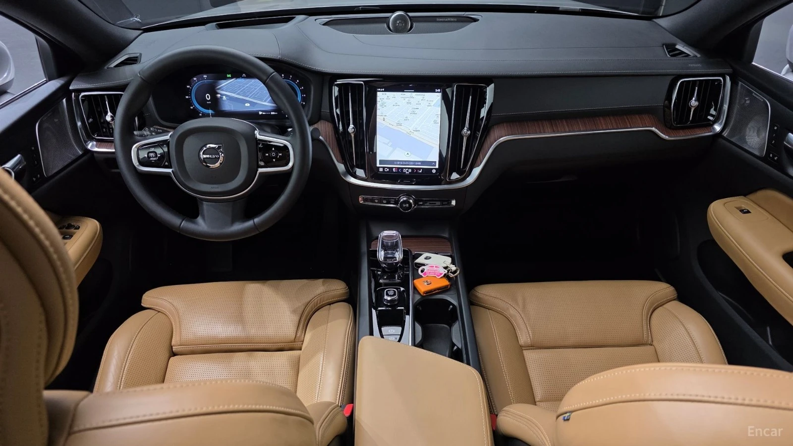 Volvo S60 B5 Ultimate Bright* HUD* 360* МАСАЖИ* КОЖА* ПАНО, снимка 5 - Автомобили и джипове - 55546514