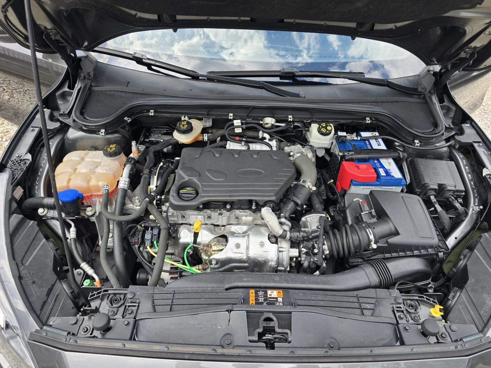 Ford Focus 1.5 DCI ST-Line 2019, снимка 14 - Автомобили и джипове - 55824346