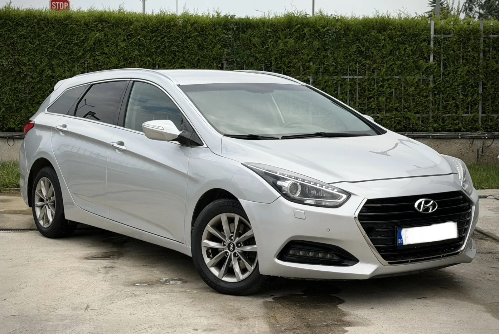 Hyundai I40 1.7CRDI 140кс Face* CarPlay* Камера* Подгреви* Рег, снимка 2 - Автомобили и джипове - 56041771