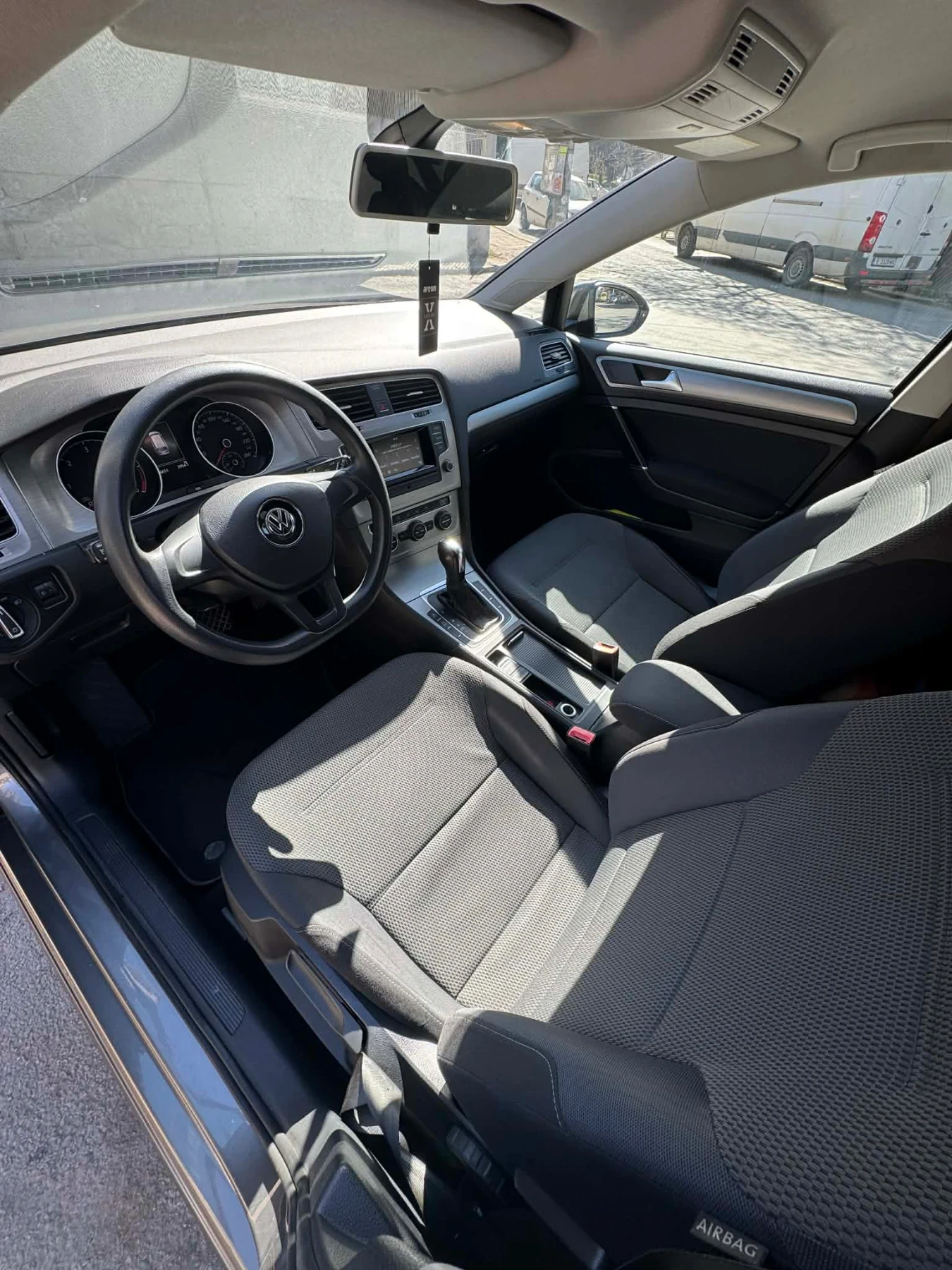VW Golf 1.6 TDI | Mobile.bg � ����������� 8