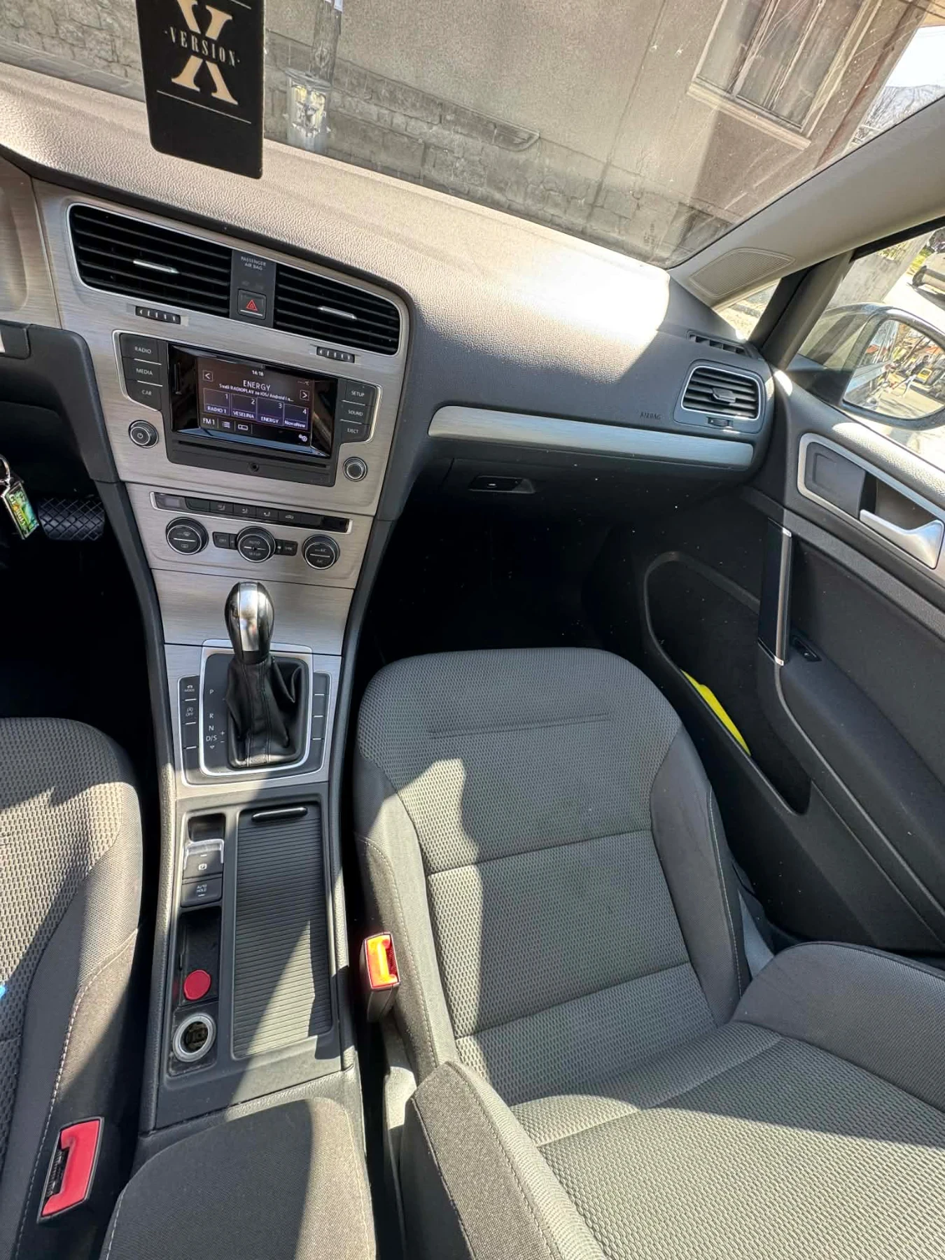 VW Golf 1.6 TDI | Mobile.bg � ����������� 10