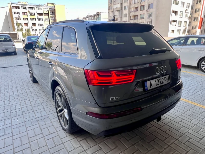 Audi Q7 3.0T 6+ 1* BLACK OPTIC* 360 КАМЕРИ* BOSE* HEAD UP, снимка 5 - Автомобили и джипове - 46991923