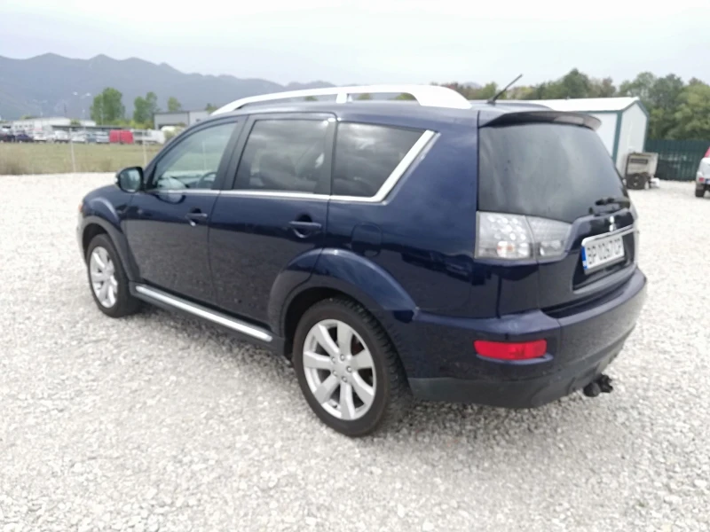 Mitsubishi Outlander 2.0TDI kli 4x4, снимка 4 - Автомобили и джипове - 47509933