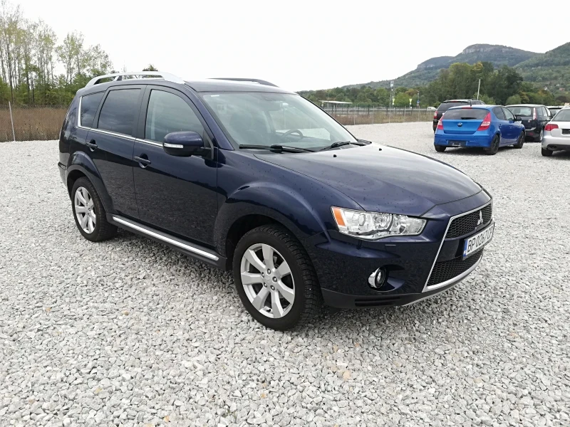 Mitsubishi Outlander 2.0TDI kli 4x4, снимка 8 - Автомобили и джипове - 47509933