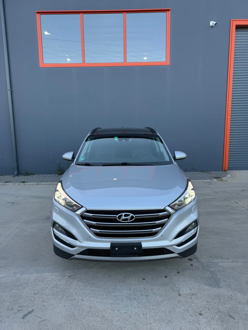 Hyundai Tucson Swiss FULL FULL, снимка 2 - Автомобили и джипове - 47900672