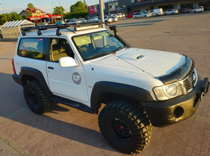 Nissan Patrol Y61, снимка 3 - Автомобили и джипове - 51030943