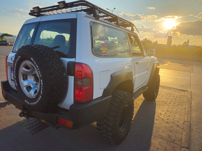 Nissan Patrol Y61, снимка 4 - Автомобили и джипове - 51030943