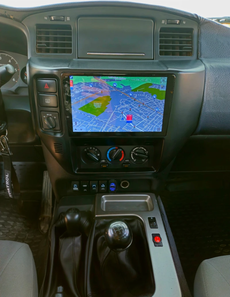 Nissan Patrol Y61, снимка 17 - Автомобили и джипове - 51030943