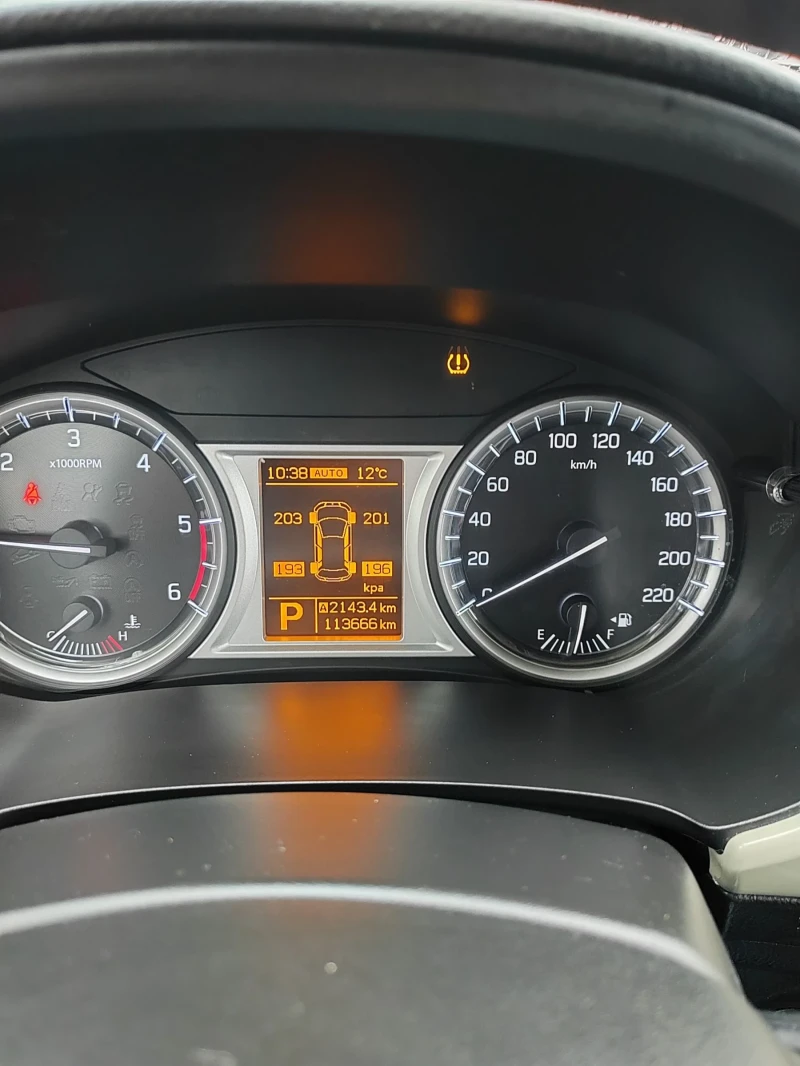 Suzuki Vitara 1.6, 120к.с. 4х4 ТОП, снимка 13 - Автомобили и джипове - 51919217