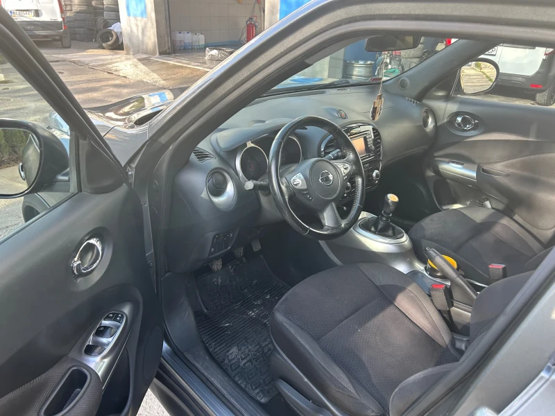 Nissan Juke, снимка 9 - Автомобили и джипове - 52630994