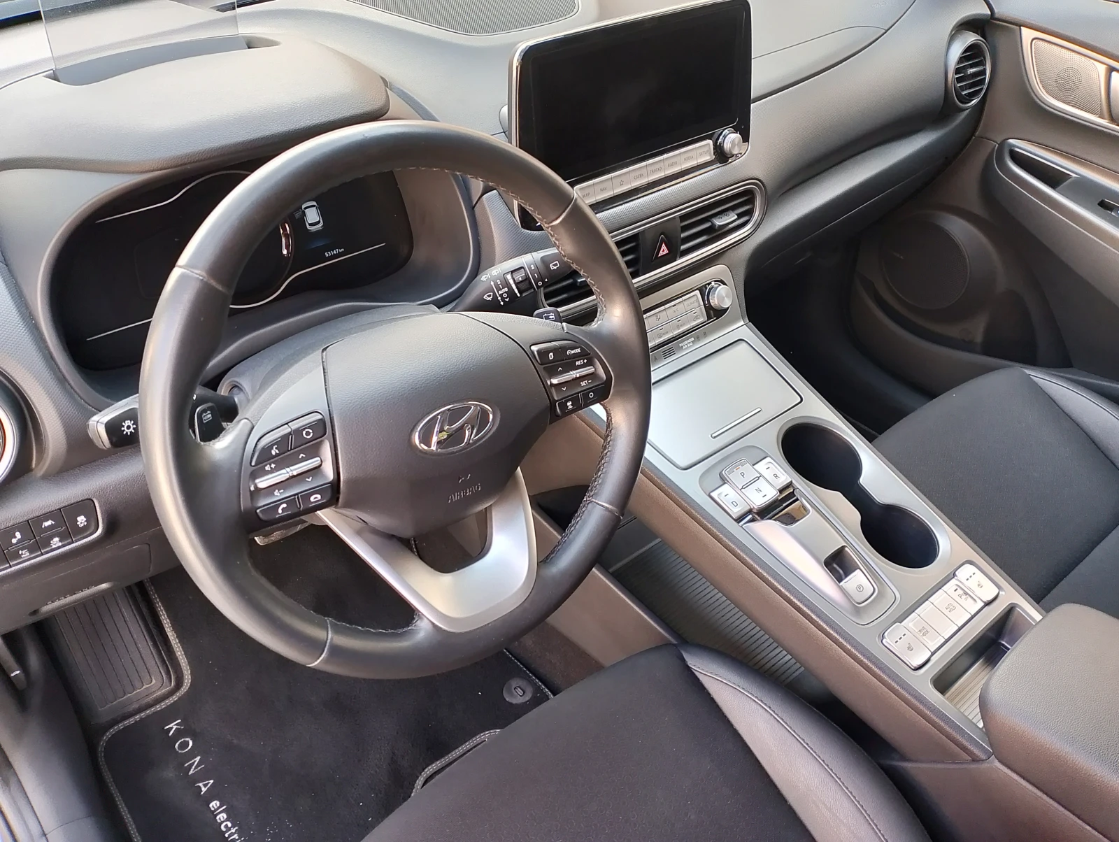 Hyundai Kona 64KWh* SOH100%* DISTRONIC* BLUE LINK* ТЕРМОПОМПА - изображение 6