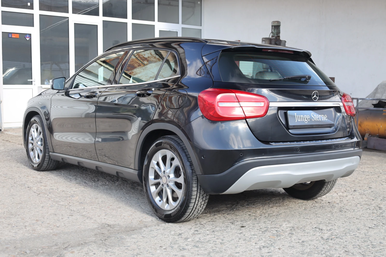 Mercedes-Benz GLA 200 CDI LED SzH Leder Navi AHK PDK MY15 #iCarbg - изображение 7