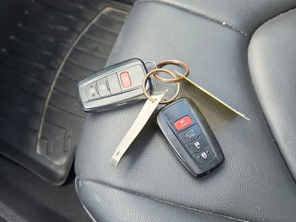 Toyota Highlander * XLE * CARFAX * ��� ������������ ������ | Mobile.bg � ����������� 8