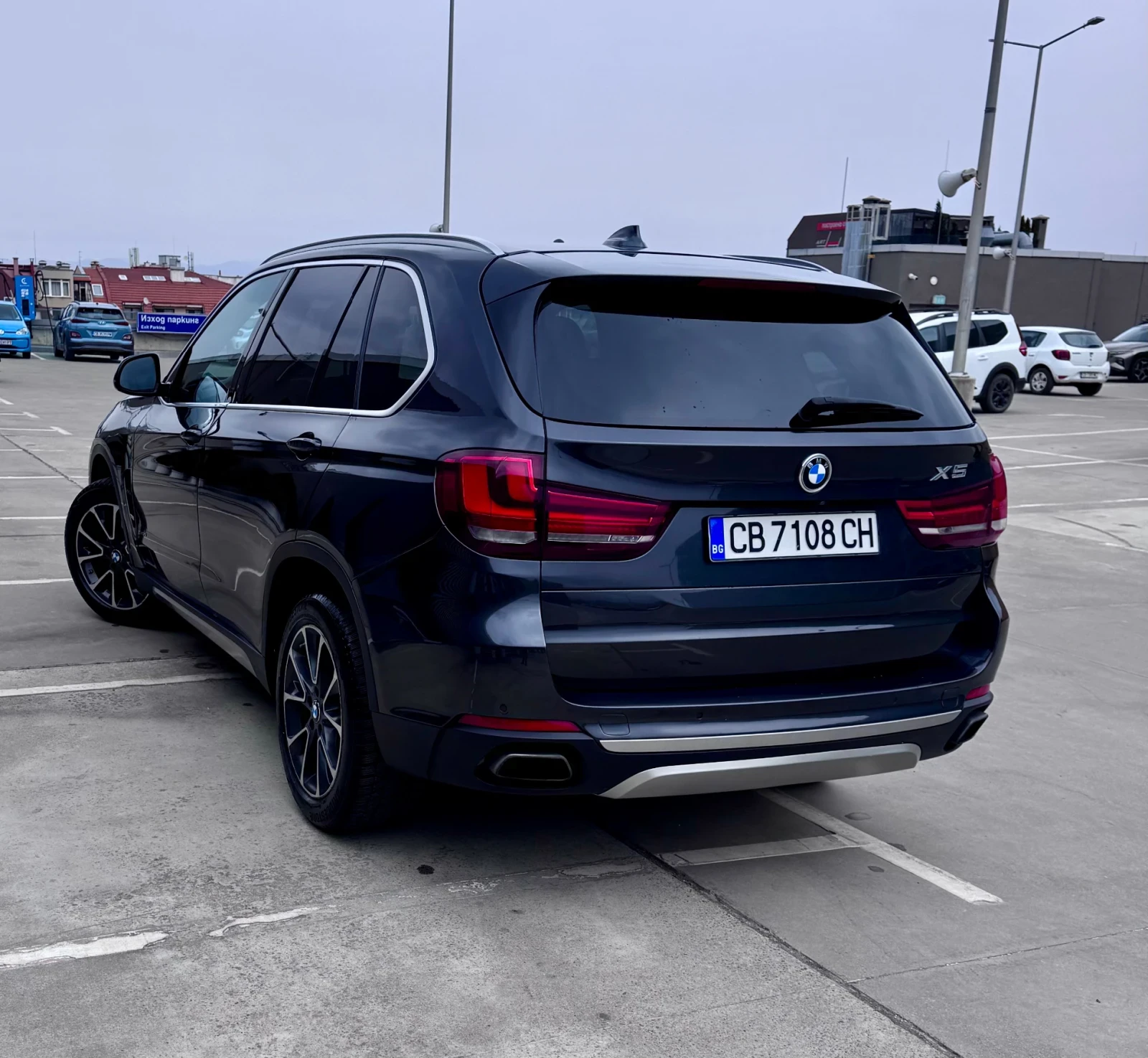 BMW X5 F15 xDrive35i 306hp 115k км Панорама HUD HKCarPlay, снимка 2 - Автомобили и джипове - 53894330