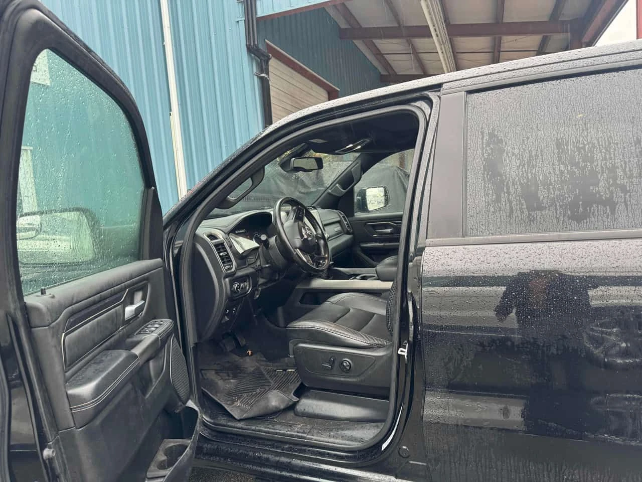 Dodge RAM 1500 * Sport * CARFAX * БЕЗ ПЪРВОНАЧАЛНА ВНОСКА, снимка 5 - Автомобили и джипове - 53912676