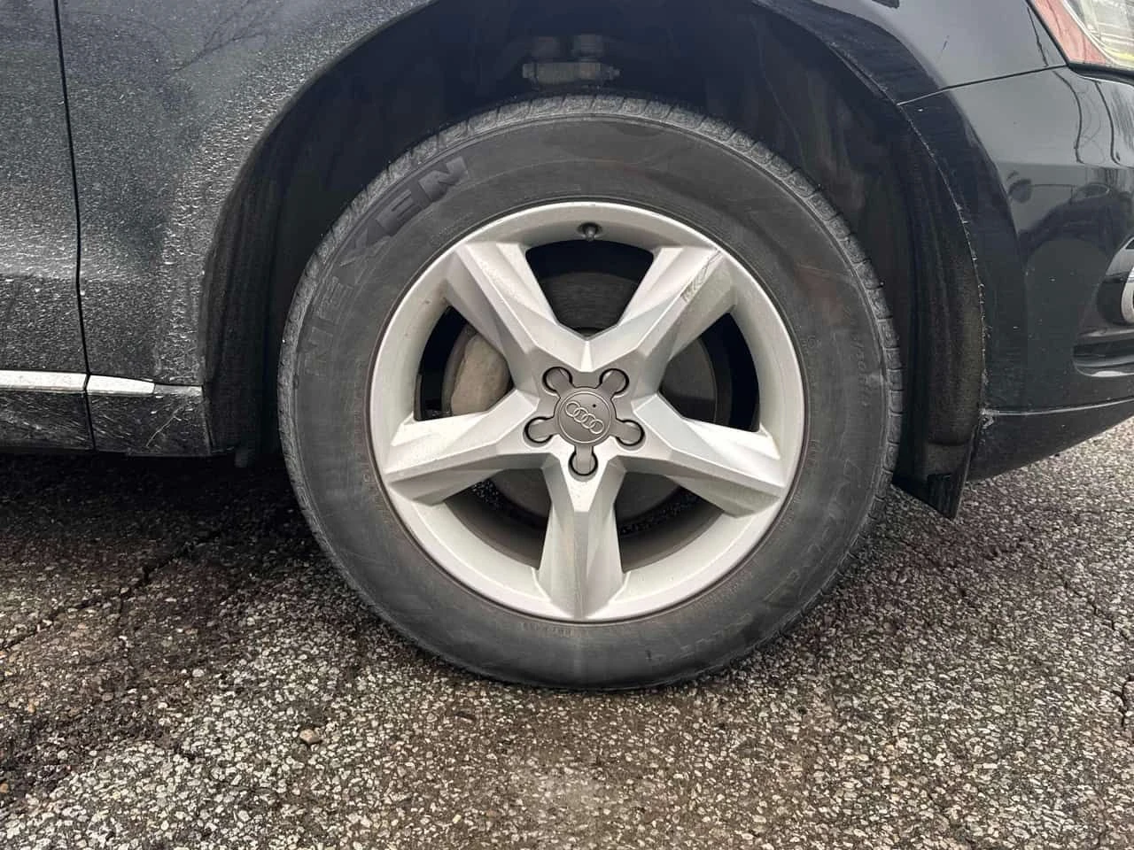 Audi Q5 * 2.0T Komfort * CARFAX * KEYLESS * ПОДГРЕВИ, снимка 7 - Автомобили и джипове - 54085184