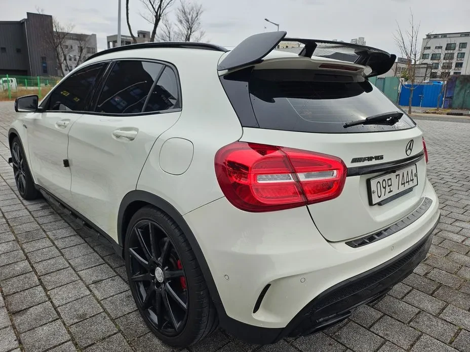 Mercedes-Benz GLA 45 AMG FULL, снимка 4 - Автомобили и джипове - 54314653