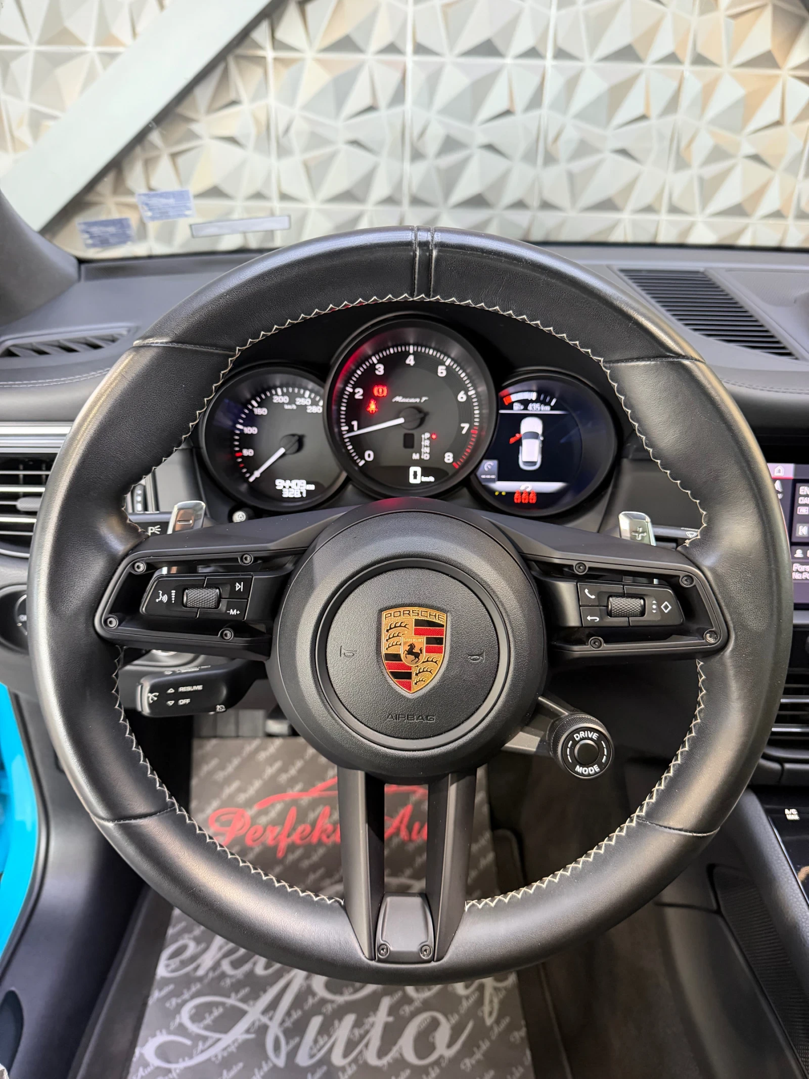 Porsche Macan T * ПАНОРАМА * BOSE * КАМЕРА * , снимка 10 - Автомобили и джипове - 54373077