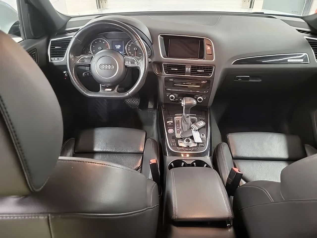 Audi Q5 * 2.0T PROGRESSIV * CARFAX * БЕЗ ПЪРВОНАЧАЛНА ВНОС, снимка 10 - Автомобили и джипове - 54422701