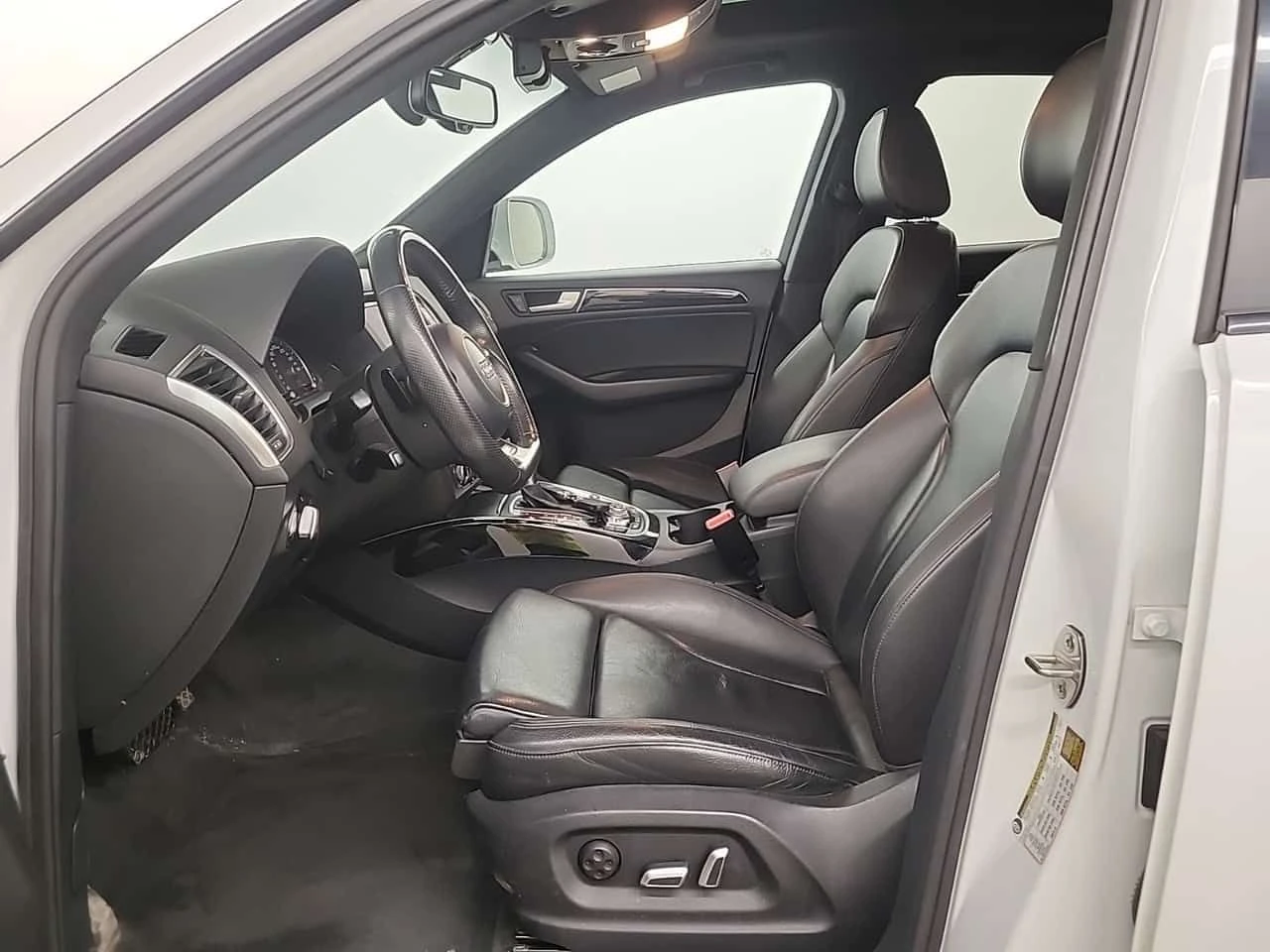 Audi Q5 * 2.0T PROGRESSIV * CARFAX * БЕЗ ПЪРВОНАЧАЛНА ВНОС, снимка 5 - Автомобили и джипове - 54422701