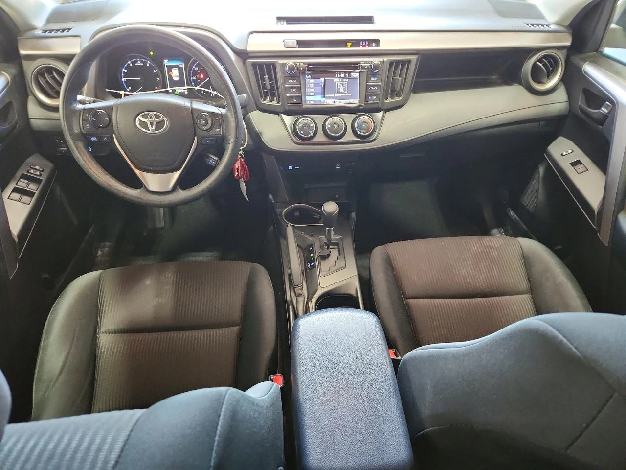 Toyota Rav4 2.5* 4Х4* LE* РЕАЛНИ КМ!, снимка 7 - Автомобили и джипове - 54636737