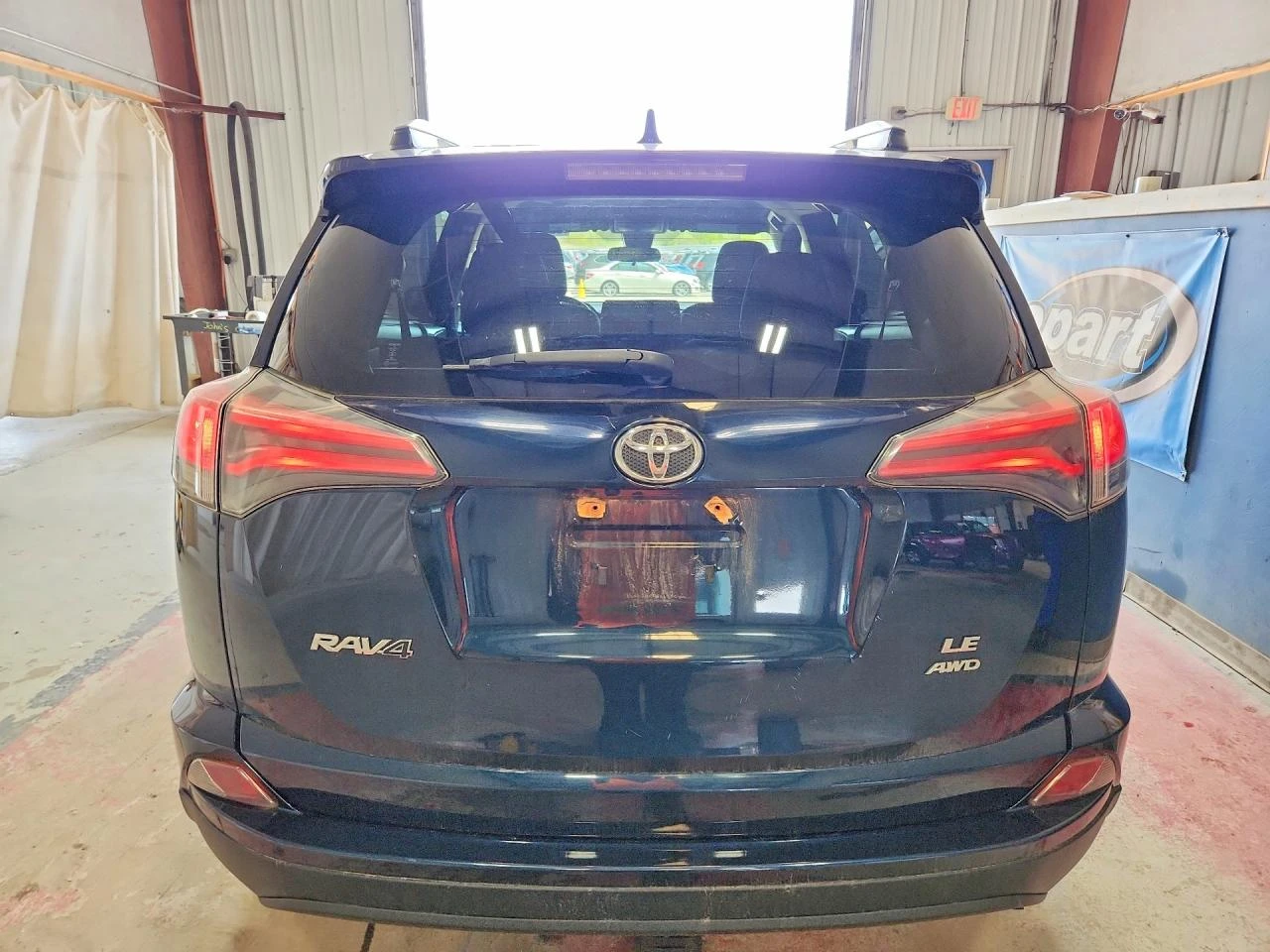 Toyota Rav4 2.5* 4Х4* LE* РЕАЛНИ КМ!, снимка 6 - Автомобили и джипове - 54636737