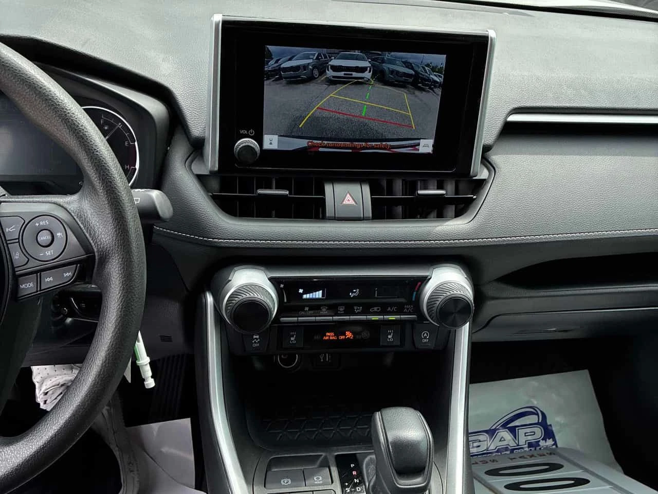 Toyota Rav4 * LE * CARFAX * ПОДГРЕВИ * KEYLESS, снимка 9 - Автомобили и джипове - 54884413