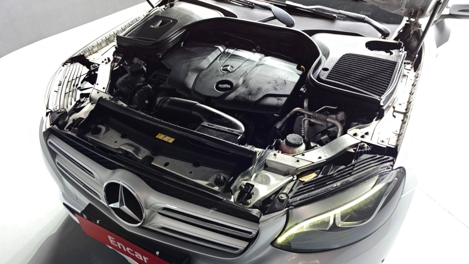 Mercedes-Benz GLC 220 4Matic * HUD * Камера * Подгреви * Панорама, снимка 6 - Автомобили и джипове - 55203043
