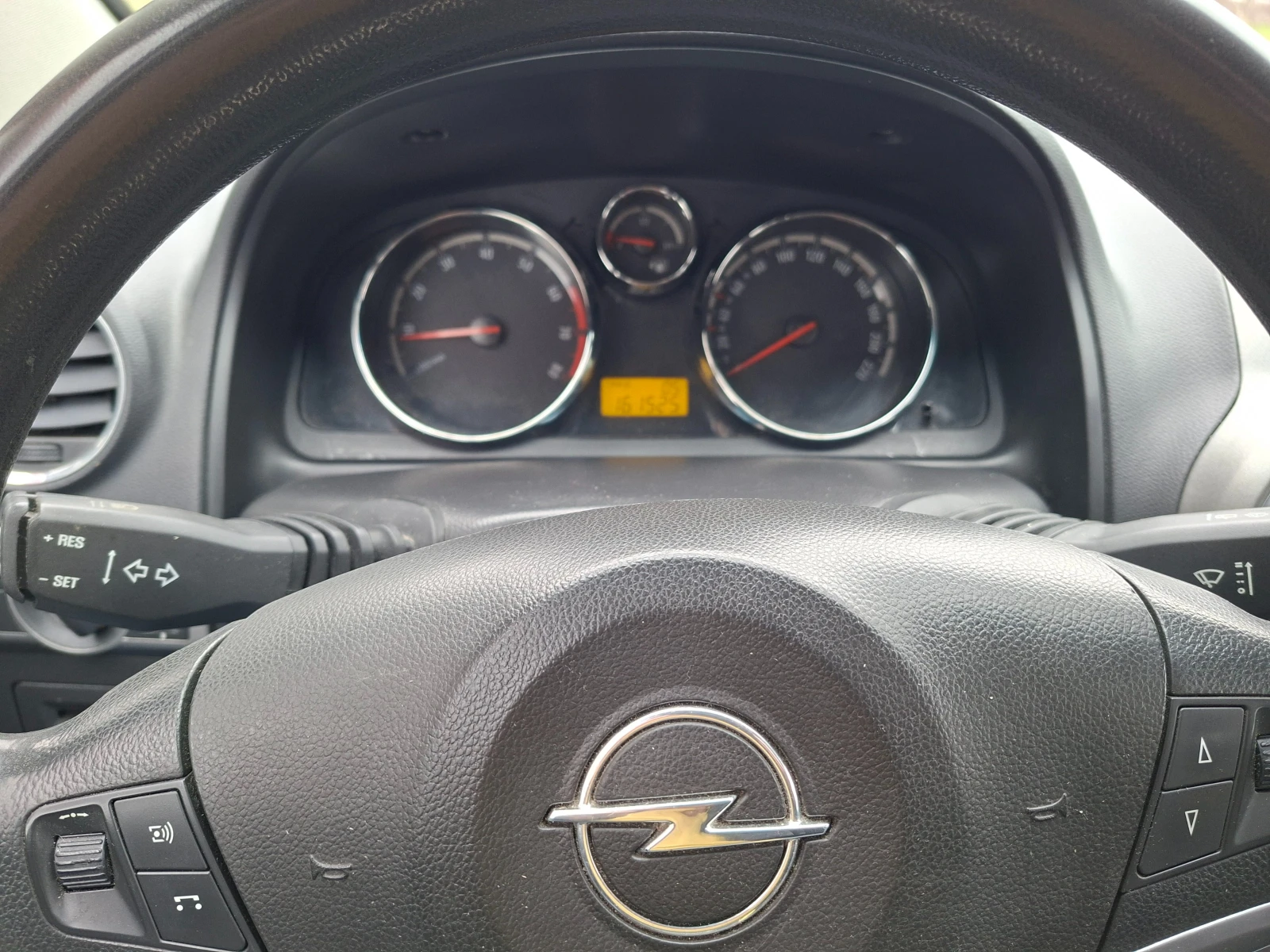 Opel Antara 2.4 4x4, снимка 10 - Автомобили и джипове - 55463786