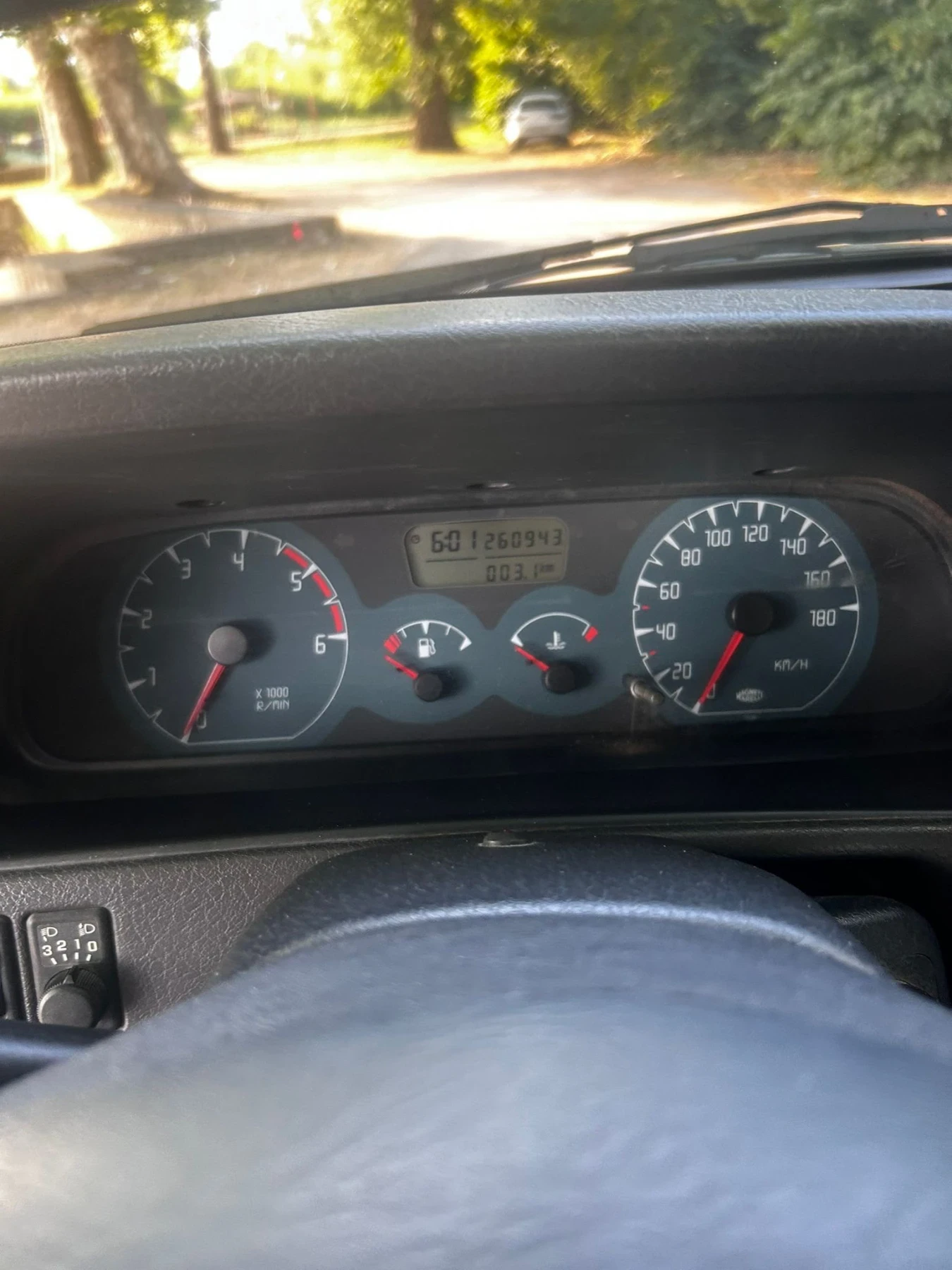 Nissan Terrano 2.7TDI Италия, снимка 7 - Автомобили и джипове - 56156488