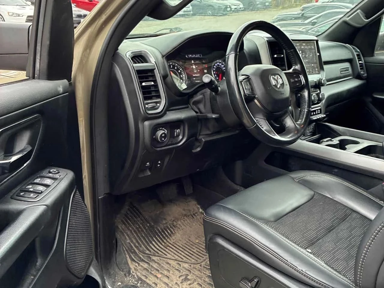Dodge RAM 1500, снимка 5 - Автомобили и джипове - 56700107