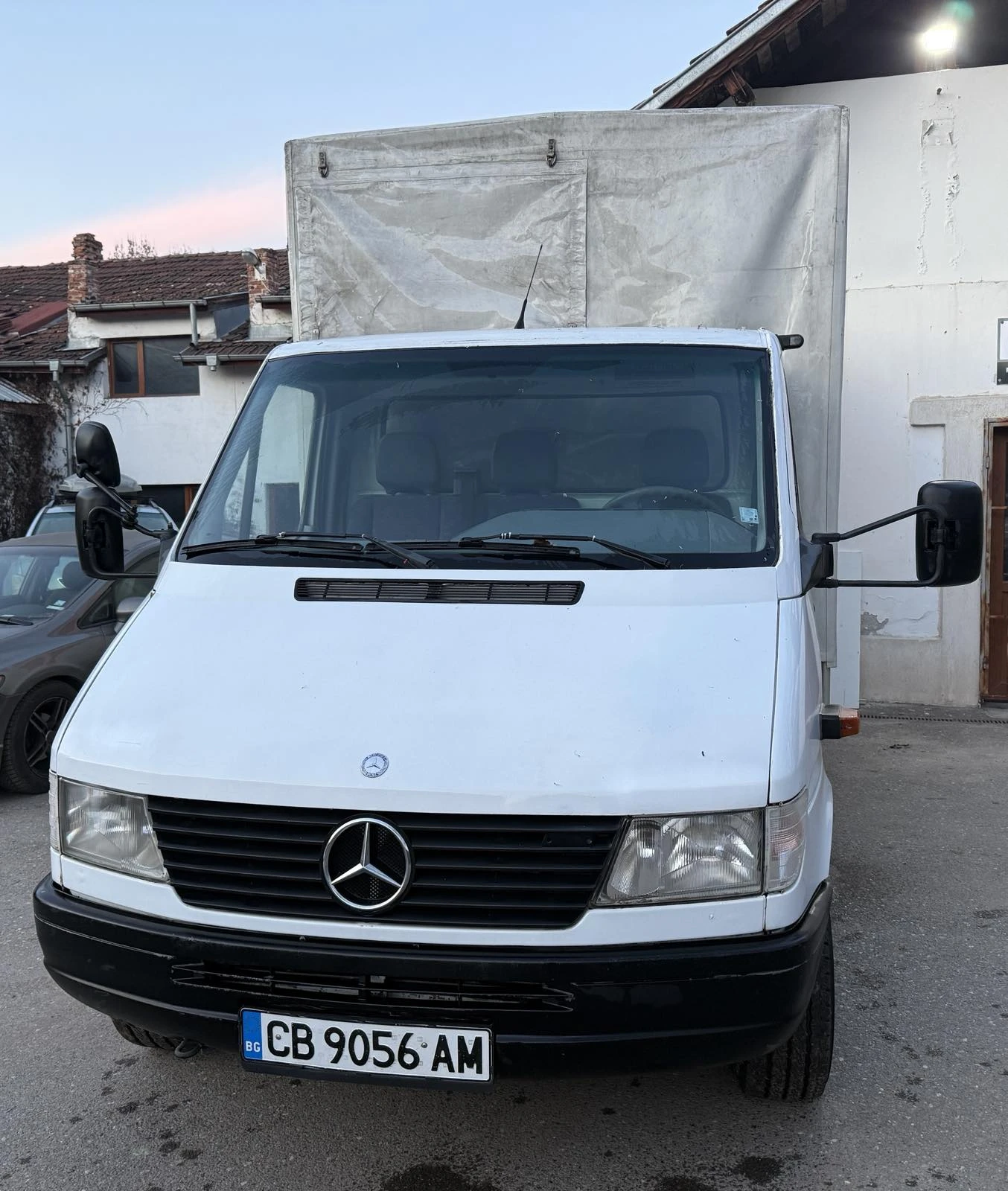 Mercedes-Benz 312  - изображение 7