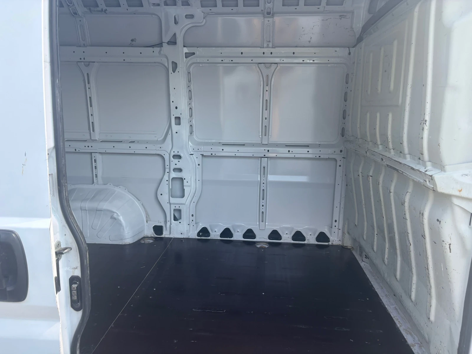 Fiat Ducato 2.3 Multijet L2H2 Euro 6, снимка 10 - Бусове и автобуси - 55543551