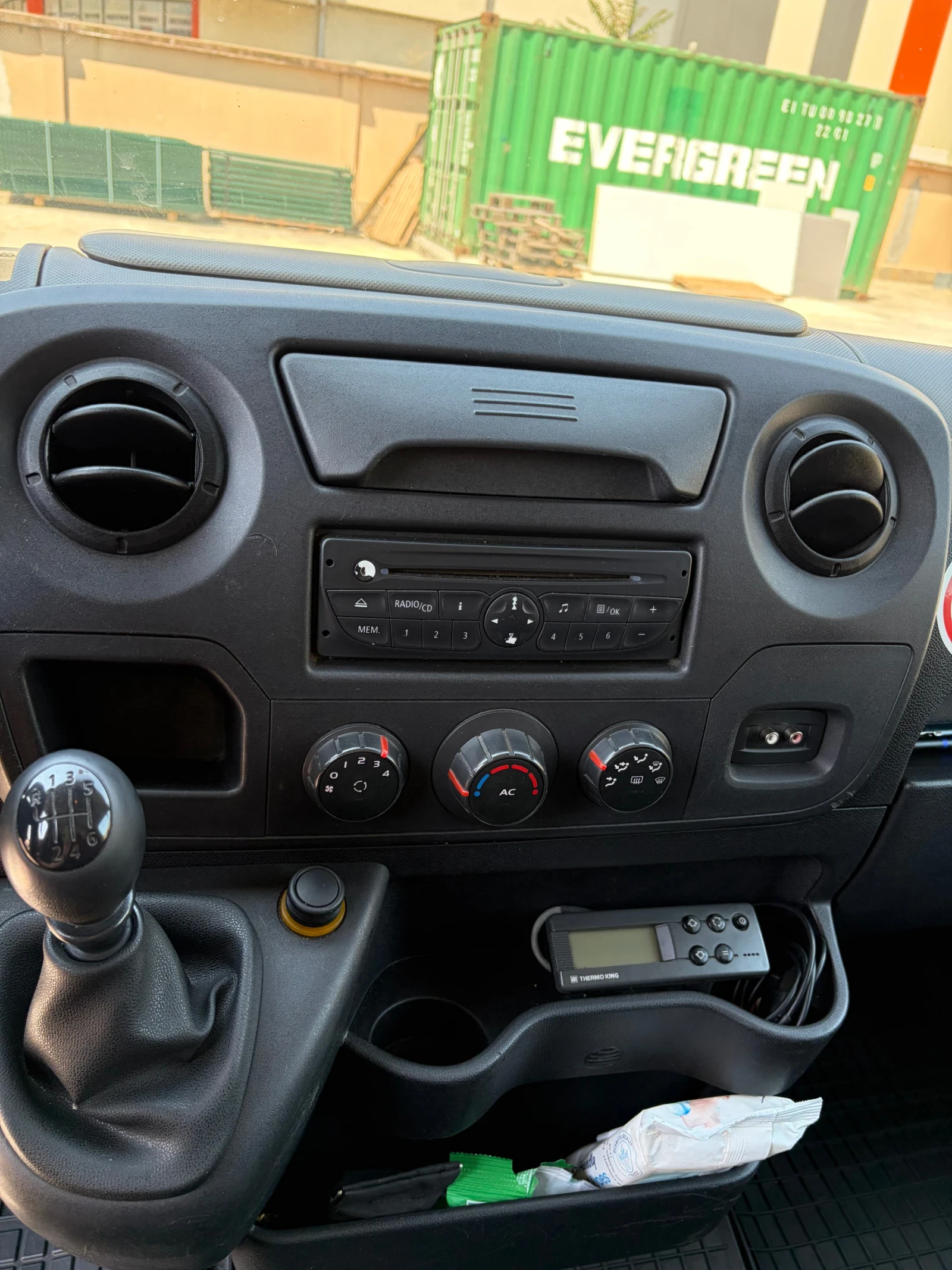 Renault Master R3500, снимка 11 - Бусове и автобуси - 55558694