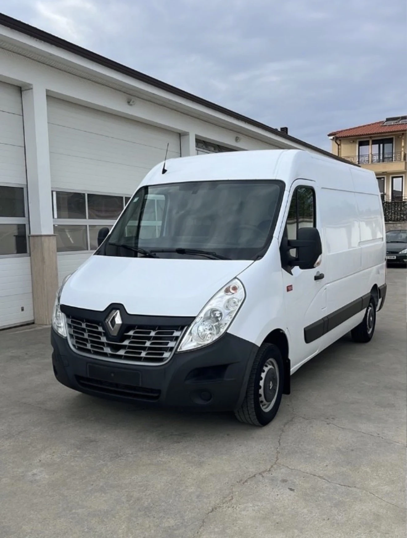 Renault Master 2.3