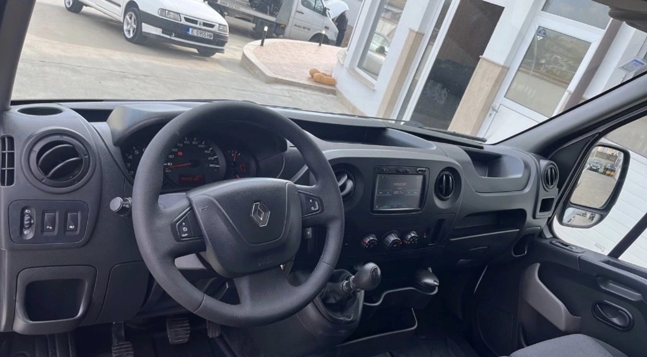 Renault Master 2.3, снимка 11 - Бусове и автобуси - 55741993
