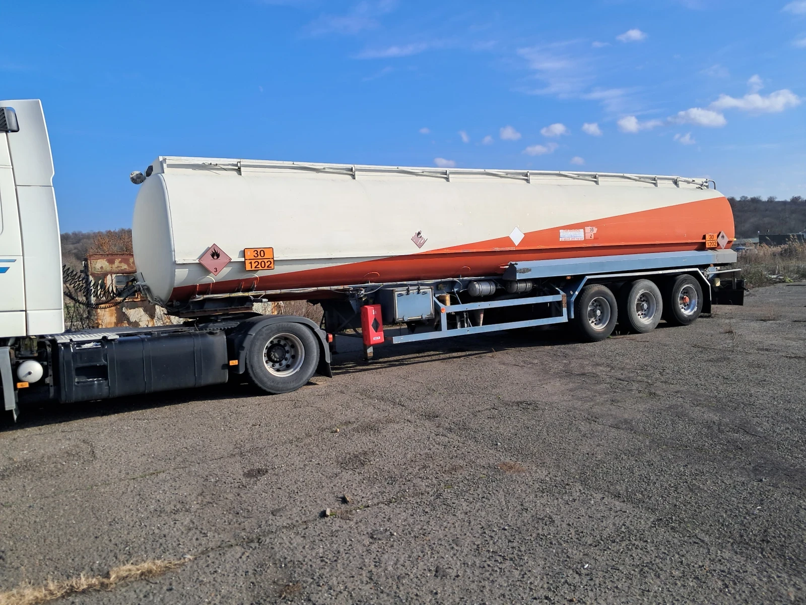 ����������� LAG | Mobile.bg � ����������� 4