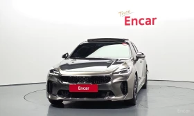 Kia Stinger 3.3* GT* AWD* ПОДГРЕВ* ОБДУХВАНЕ* 360КАМЕРА* , снимка 3