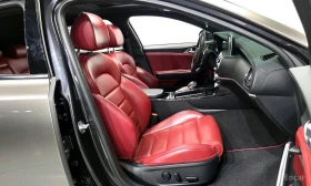 Kia Stinger 3.3* GT* AWD* ПОДГРЕВ* ОБДУХВАНЕ* 360КАМЕРА* , снимка 14