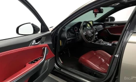 Kia Stinger 3.3* GT* AWD* ПОДГРЕВ* ОБДУХВАНЕ* 360КАМЕРА* , снимка 5