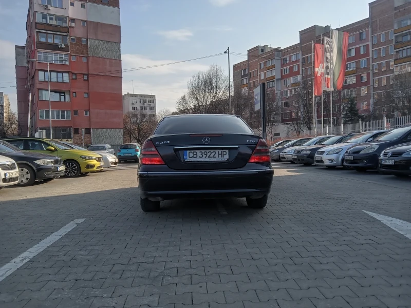 Mercedes-Benz E 270, снимка 5 - Автомобили и джипове - 48143666