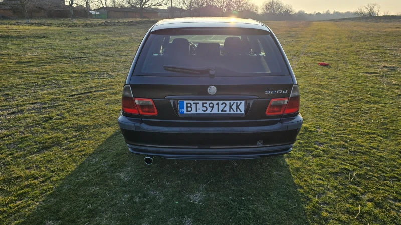 BMW 320, снимка 6 - Автомобили и джипове - 48982322