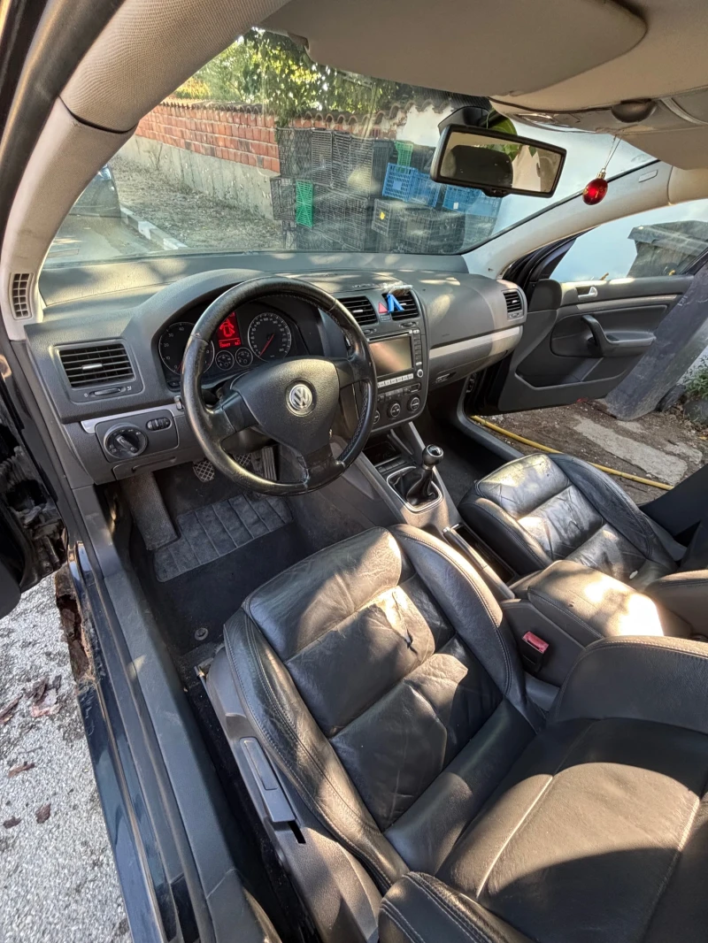 VW Golf 2.0 FSI , снимка 12 - Автомобили и джипове - 52330142